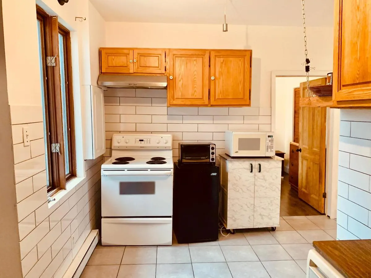 Apartmán 5 People, Big, Free Parkings, Near Old Quebec, Near River Kanada